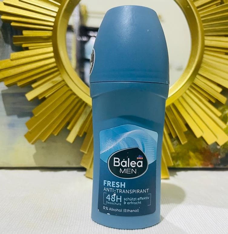 Balea Men. Fresh Anti-Transpirant. 48h Effectively Protects. 0% Alcohol.
